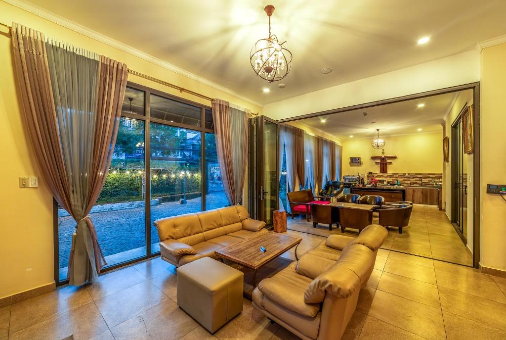 Nội thất villa Đà Lạt rộng rãi