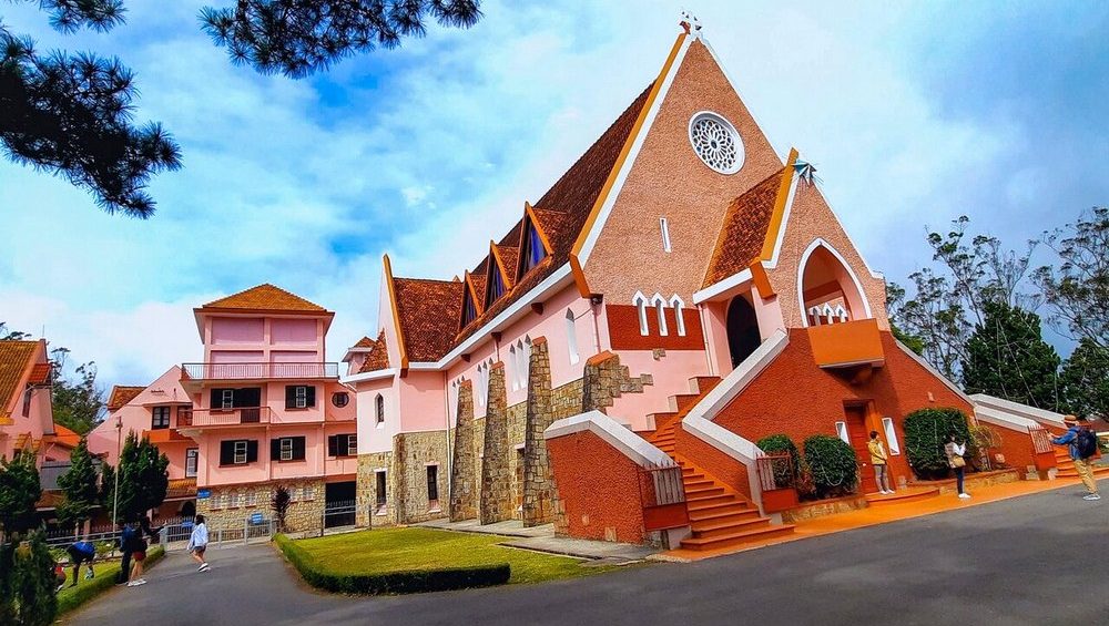 Nhà thờ Domaine de Marie Đà Lạt