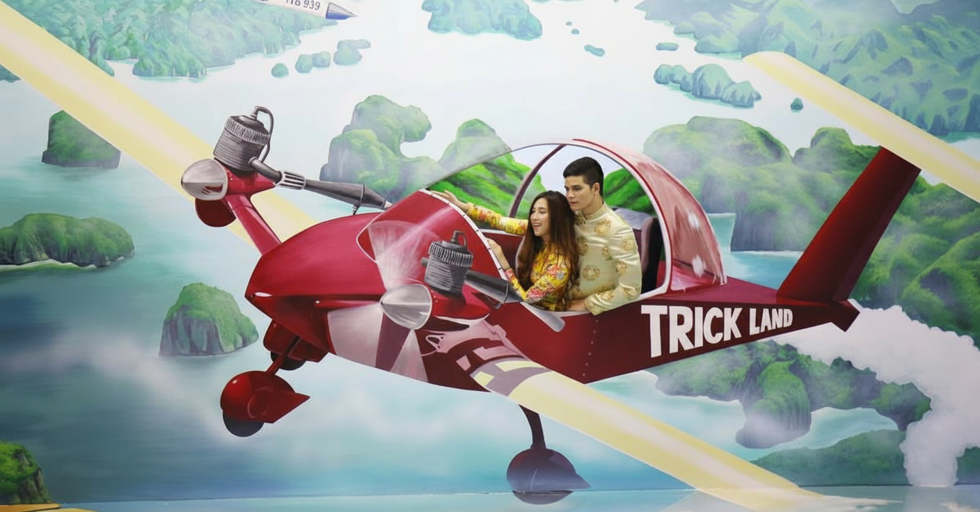 Du khách tạo dáng tranh 3D Đà Lạt Du khách tạo dáng tranh 3D Đà Lạt