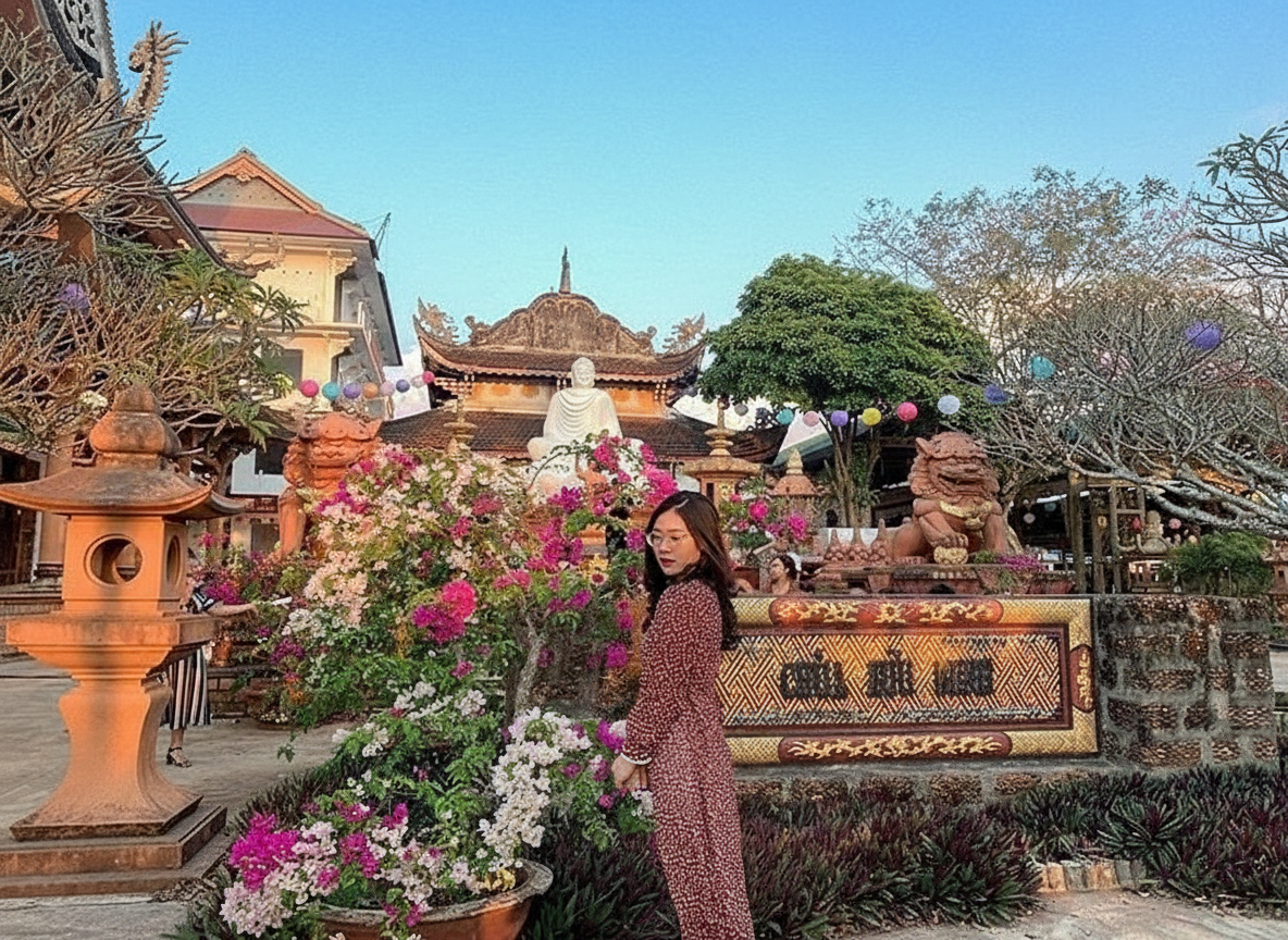 Khuôn viên Chùa Bửu Minh